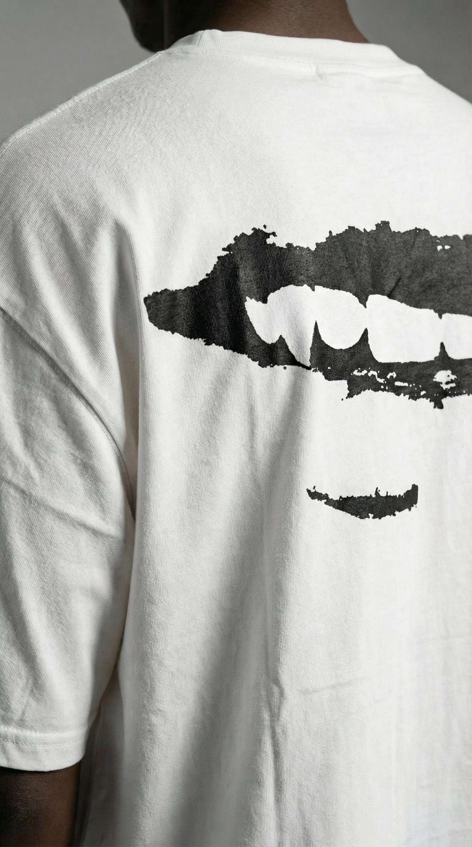 STSL® Heavy Oversize T-Shirt – Vampire (220 GSM) - Image 5